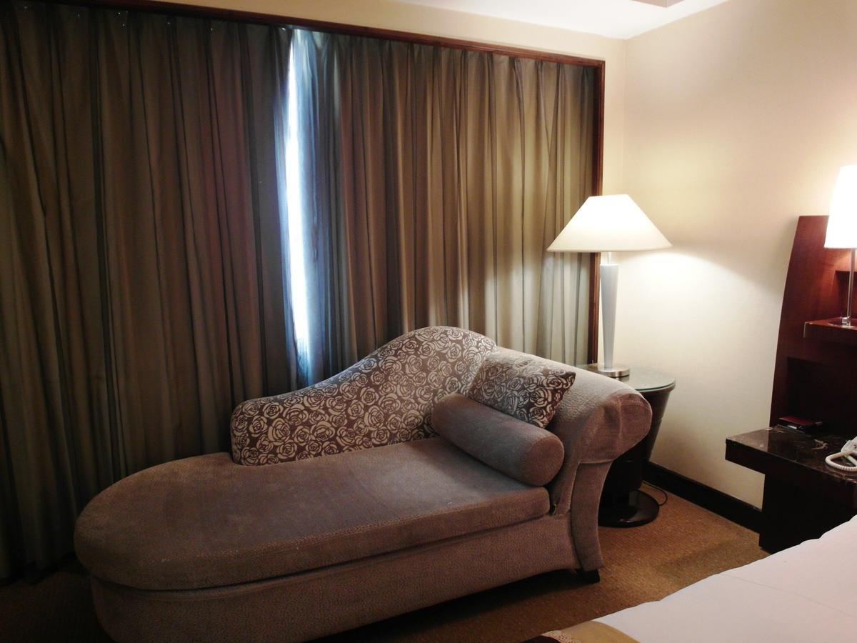 Nisus Hotel Tajpej Zewnętrze zdjęcie