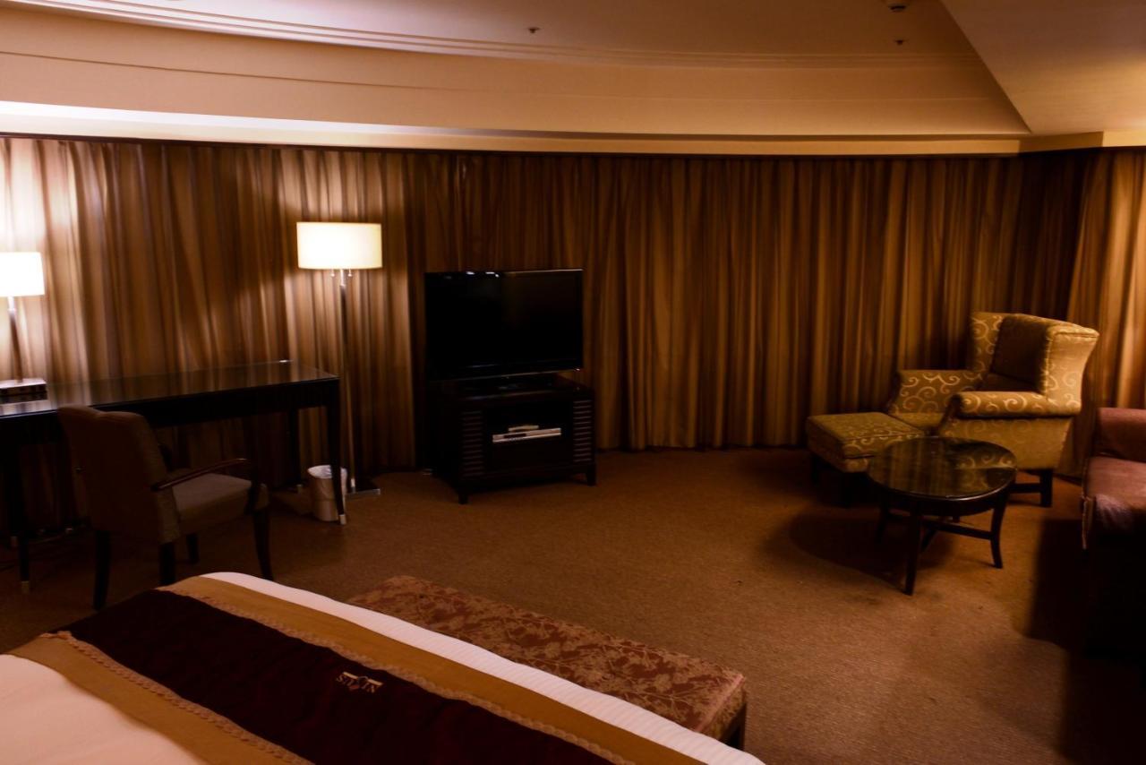Nisus Hotel Tajpej Zewnętrze zdjęcie
